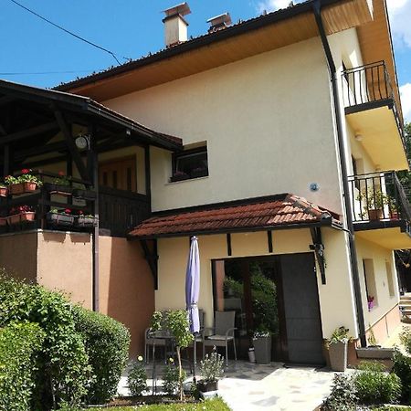 Kuca Maric Mackat Bed & Breakfast エクステリア 写真