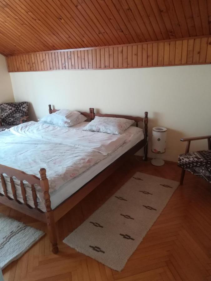 Kuca Maric Mackat Bed & Breakfast エクステリア 写真